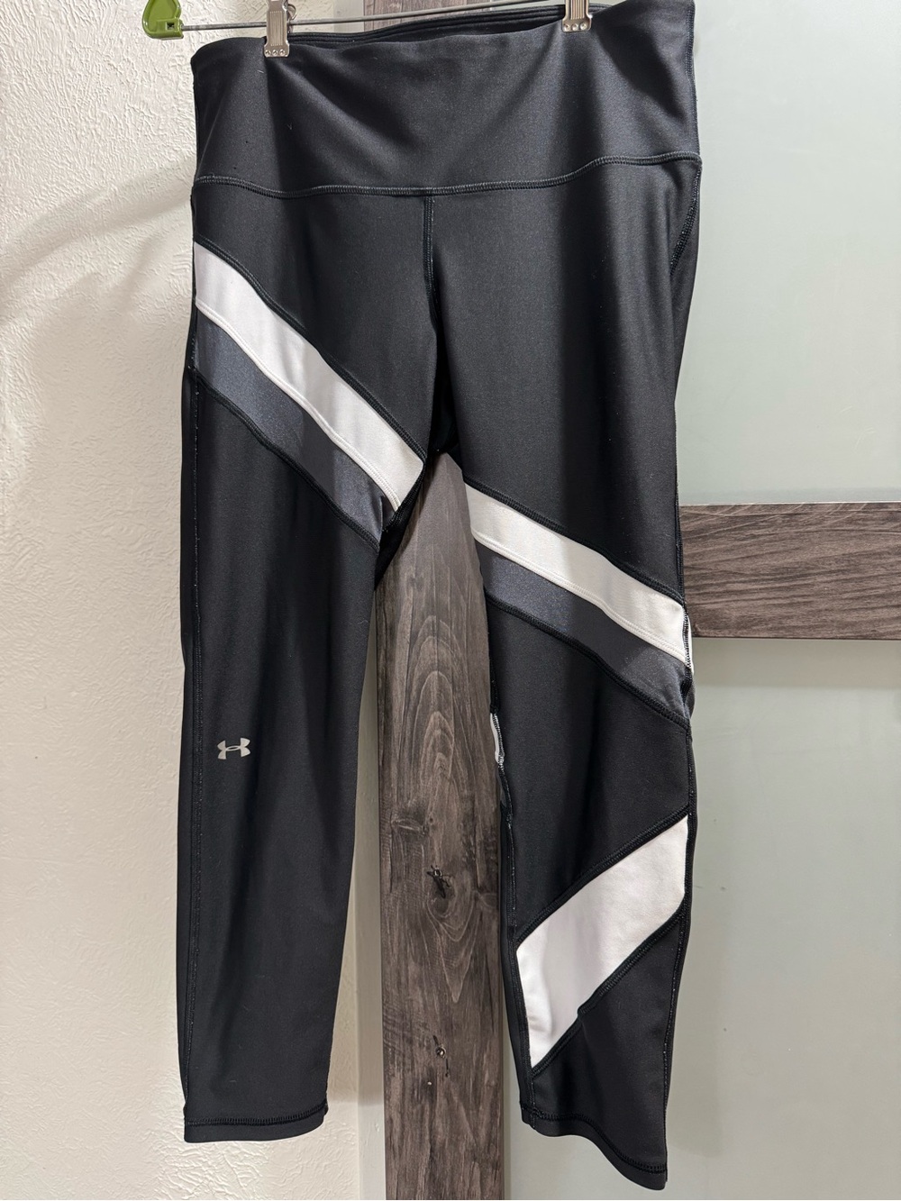 Under Armour Black Leggings with White and Gray Chevron Panels